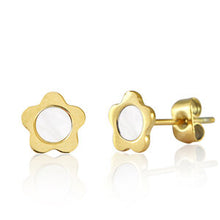 Laden Sie das Bild in den Galerie-Viewer, Blumen Ohrstecker 7x8mm