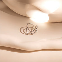 Laden Sie das Bild in den Galerie-Viewer, FLOW Ring