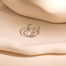 Laden Sie das Bild in den Galerie-Viewer, FLOW Ring