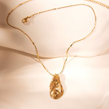 Laden Sie das Bild in den Galerie-Viewer, BOHO Creolen &amp; Kette