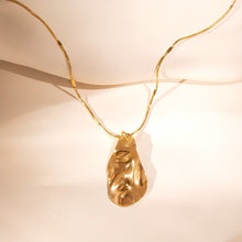 Laden Sie das Bild in den Galerie-Viewer, BOHO Creolen &amp; Kette