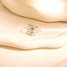 Laden Sie das Bild in den Galerie-Viewer, STRUCTURE Ring