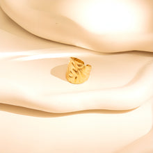 Laden Sie das Bild in den Galerie-Viewer, STRUCTURE Ring