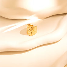Laden Sie das Bild in den Galerie-Viewer, STRUCTURE Ring