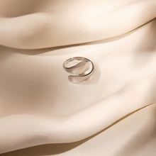 Laden Sie das Bild in den Galerie-Viewer, SHINE Ring