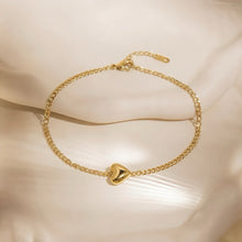 Laden Sie das Bild in den Galerie-Viewer, HERZ Armband