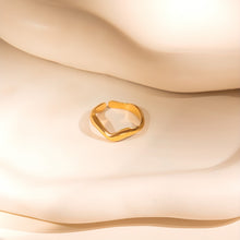 Laden Sie das Bild in den Galerie-Viewer, SWING Ring