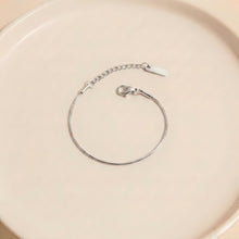 Laden Sie das Bild in den Galerie-Viewer, Superfeines Armband