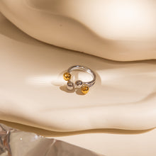 Laden Sie das Bild in den Galerie-Viewer, BALL Bicolor Ring