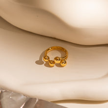 Laden Sie das Bild in den Galerie-Viewer, BALL Ring