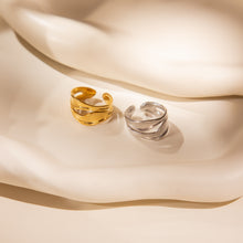 Laden Sie das Bild in den Galerie-Viewer, FLOW Bicolor Ring