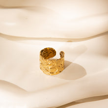 Laden Sie das Bild in den Galerie-Viewer, STRUCTURE BOLD Ring