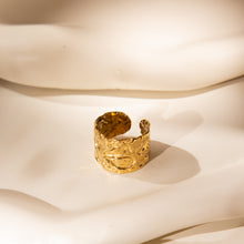 Laden Sie das Bild in den Galerie-Viewer, STRUCTURE BOLD Ring
