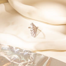 Laden Sie das Bild in den Galerie-Viewer, LEAF Ring