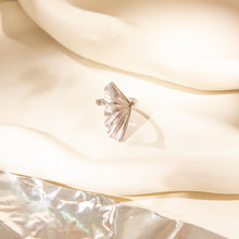 Laden Sie das Bild in den Galerie-Viewer, LEAF Ring