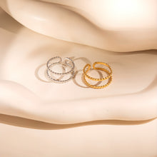 Laden Sie das Bild in den Galerie-Viewer, DOTS Ring