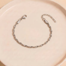 Laden Sie das Bild in den Galerie-Viewer, SPIRAL Armband