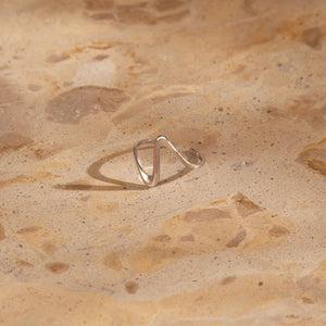 Größenverstellbarer LONG WAVE Ring