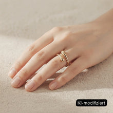 Laden Sie das Bild in den Galerie-Viewer, FINE ROUND Ring