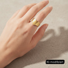Laden Sie das Bild in den Galerie-Viewer, MATT ROUND Ring