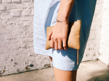 Laden Sie das Bild in den Galerie-Viewer, Clutch LEA