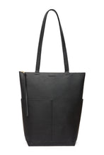 Laden Sie das Bild in den Galerie-Viewer, RUTA - Grosse Vegane Rucksacktasche