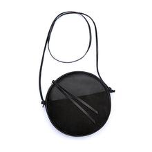 Laden Sie das Bild in den Galerie-Viewer, RUT - Runde Schultertasche