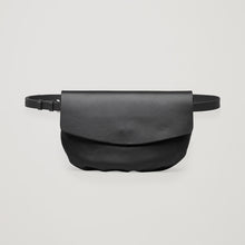 Laden Sie das Bild in den Galerie-Viewer, Gürteltasche mit abnehmbaren Gürtel