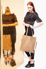 Laden Sie das Bild in den Galerie-Viewer, ALVAR - Ledertasche