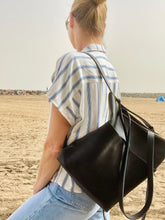 Laden Sie das Bild in den Galerie-Viewer, S A L E:  Quinn - Leder Rucksacktasche