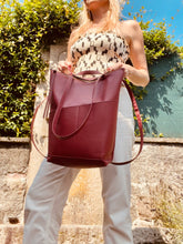 Laden Sie das Bild in den Galerie-Viewer, S A L E : RUTA - Grosse Vegane Rucksacktasche